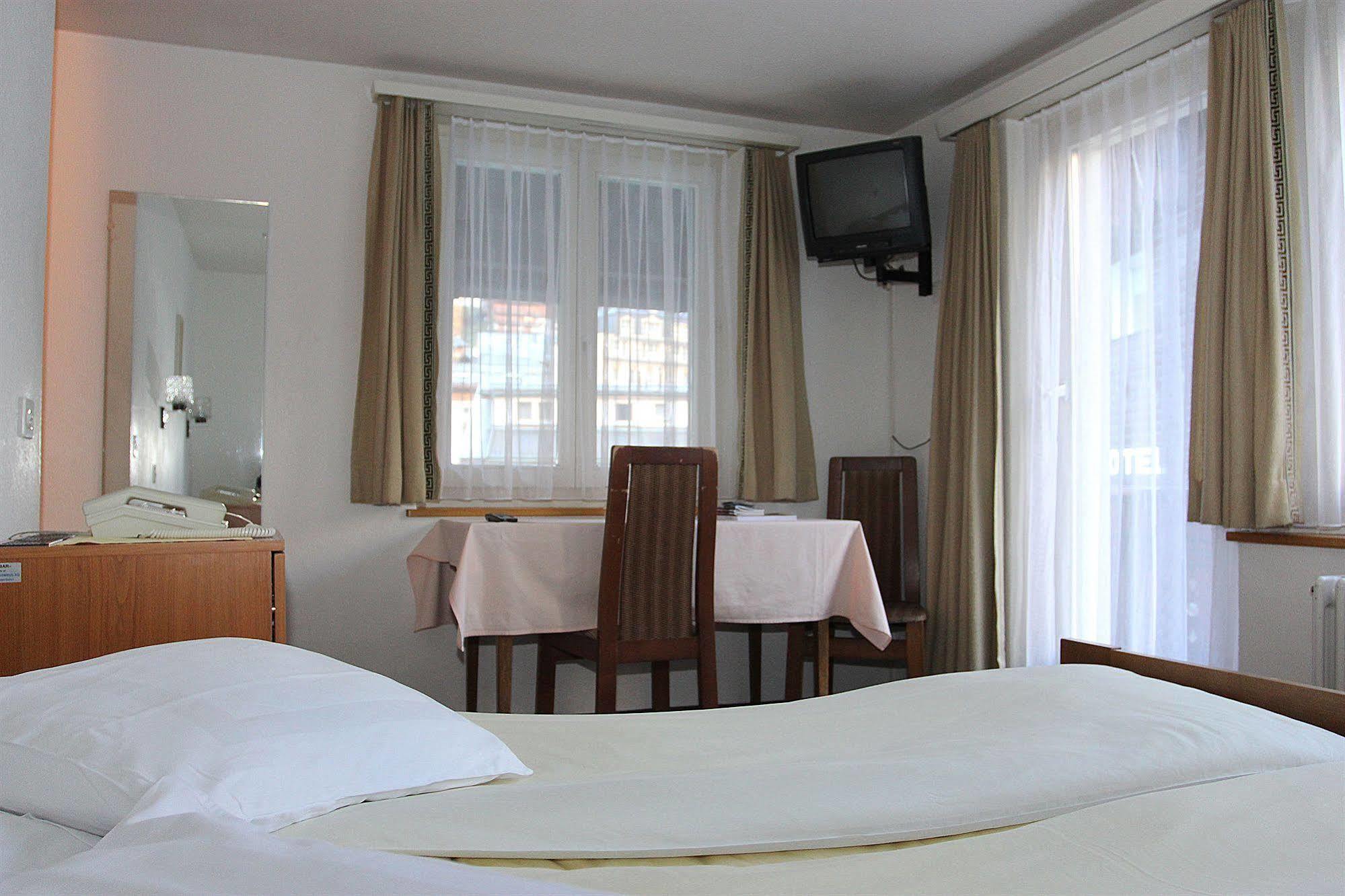 Hotel Alfa Цермат Екстериор снимка