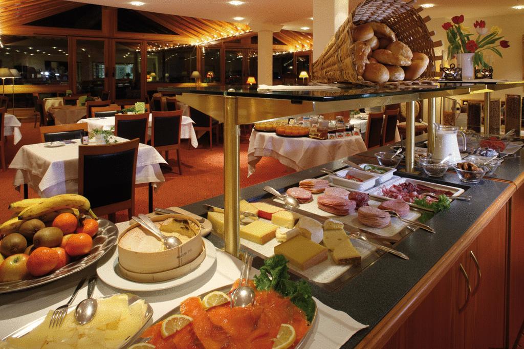 Hotel Alfa Цермат Ресторант снимка